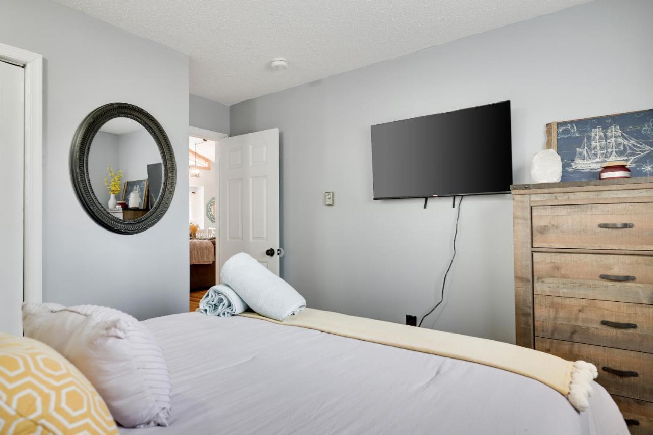 Premier Cozy Cabin - Free Amenities & Comm Indoor Pools Bushkill Extérieur photo